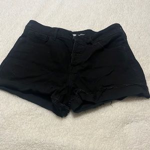 Black denim high rise old navy shorts!